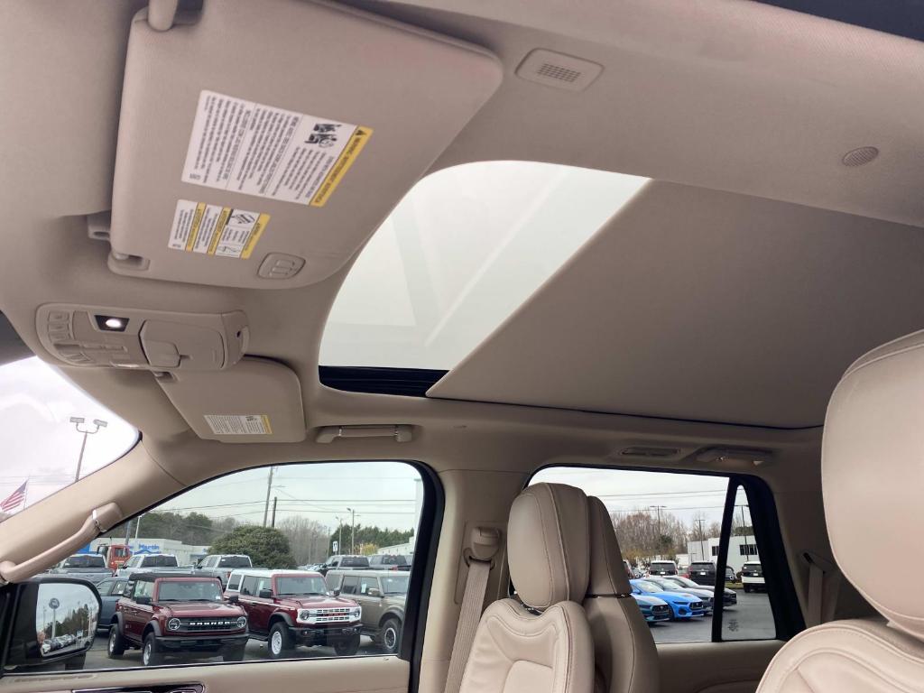 used 2019 Lincoln Navigator car, priced at $33,997