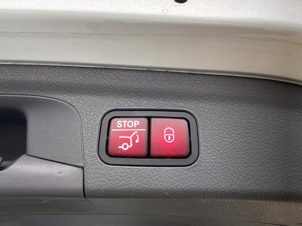 used 2020 Mercedes-Benz GLE 350 car, priced at $25,999