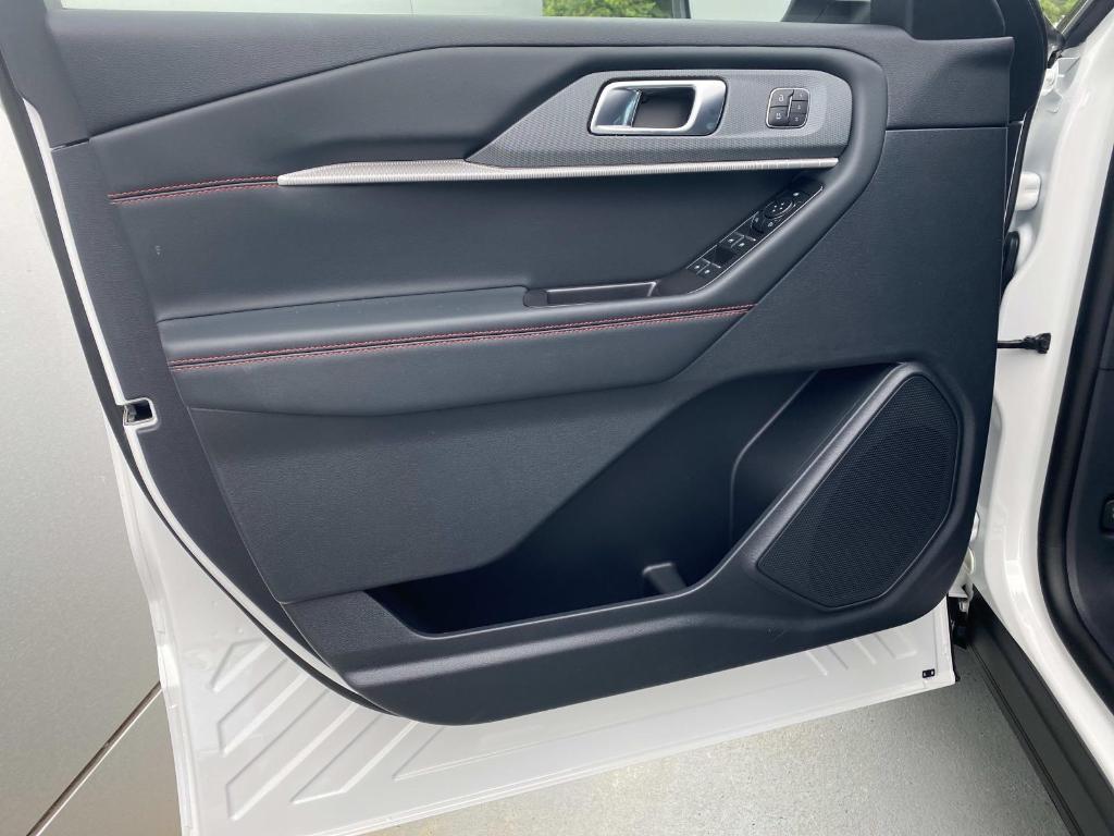 new 2026 Ford Explorer car, priced at $50,010