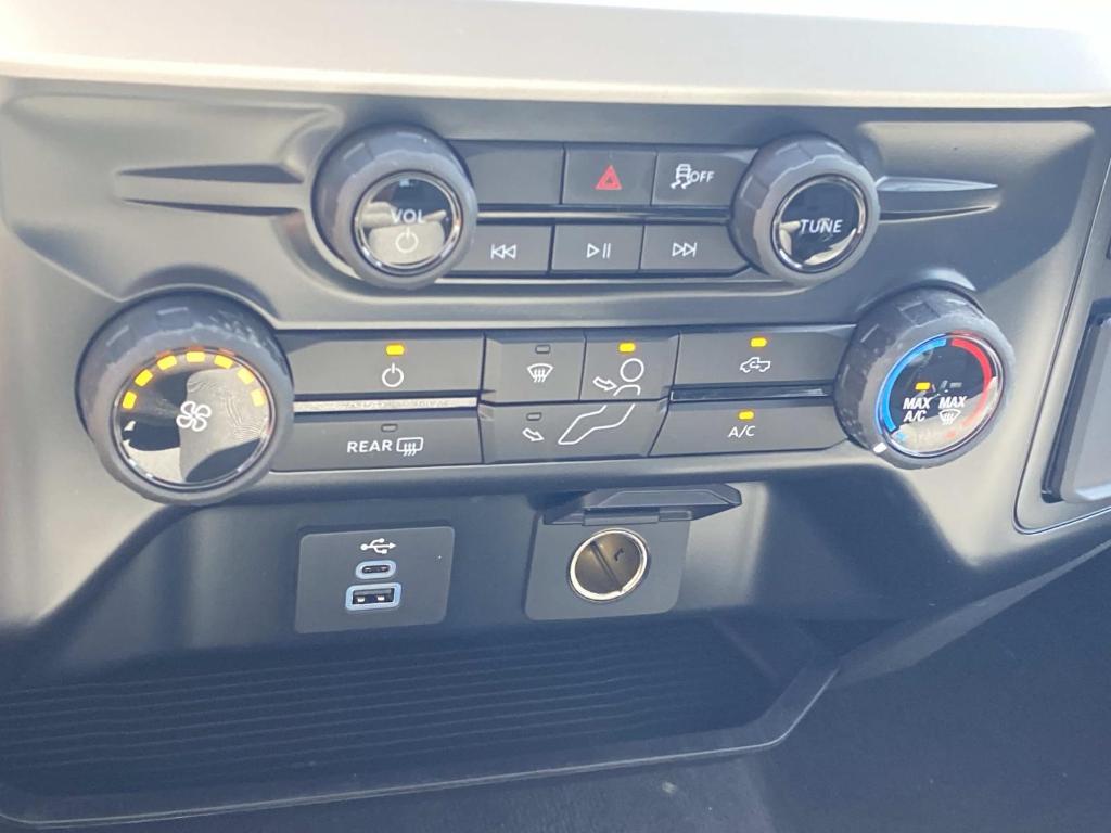 new 2026 Ford F-250 car, priced at $69,475