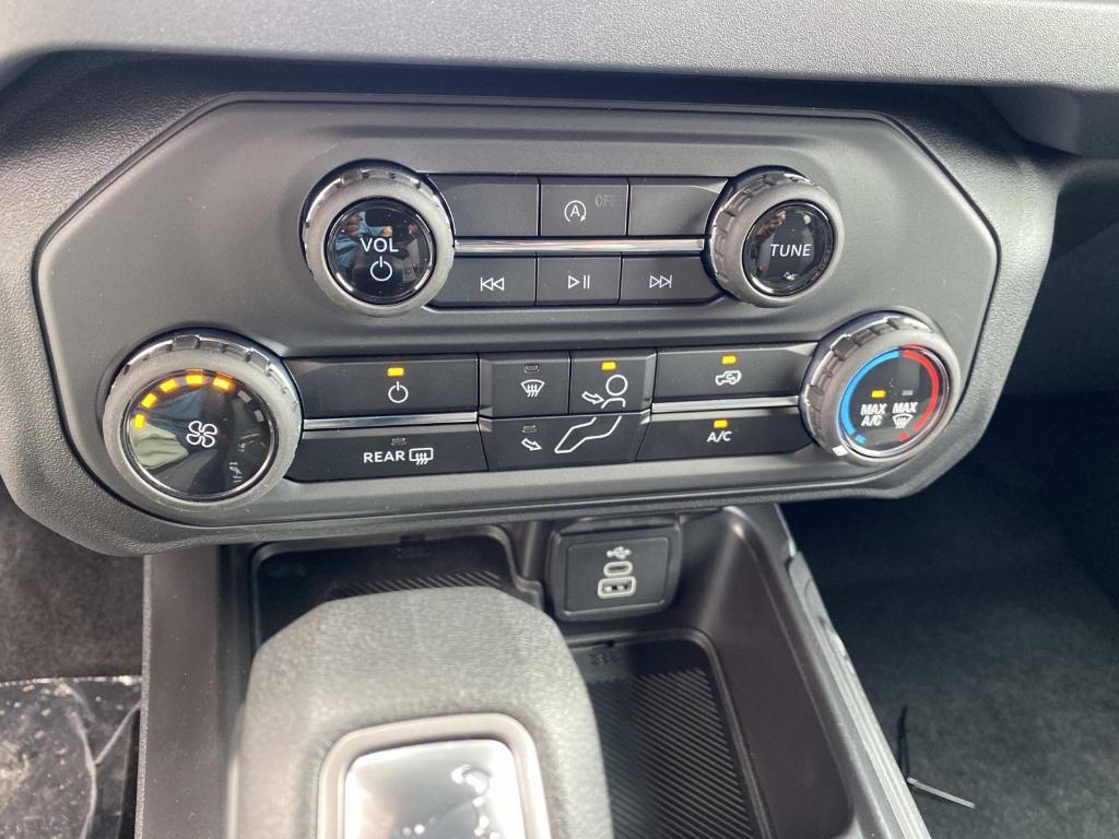 new 2026 Ford Bronco car, priced at $51,671