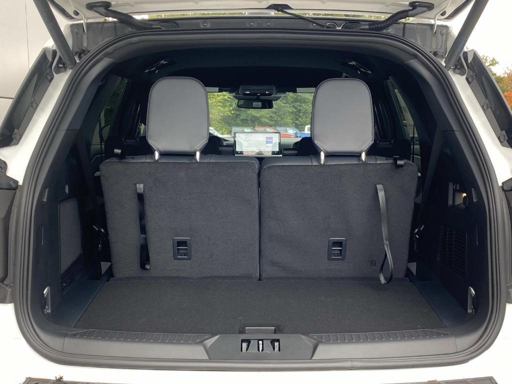 new 2026 Ford Explorer car, priced at $50,505