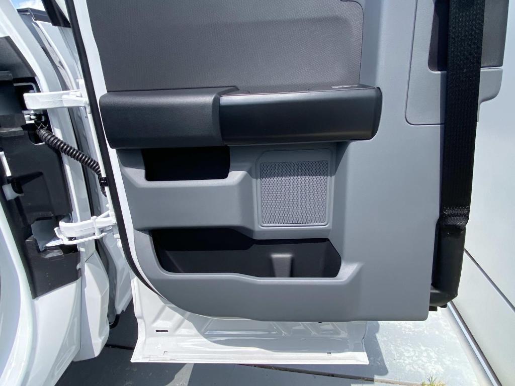 new 2026 Ford F-150 car, priced at $41,472