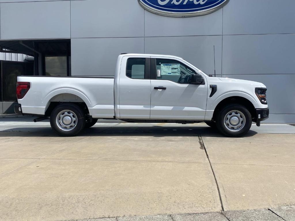 new 2026 Ford F-150 car, priced at $41,472