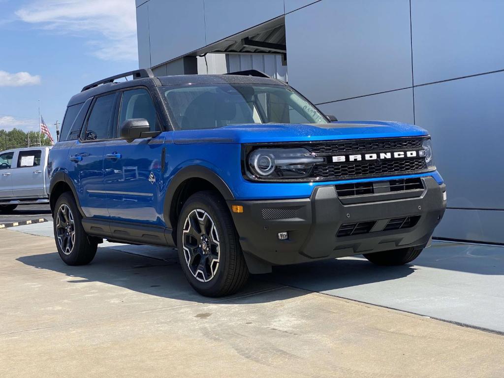new 2025 Ford Bronco Sport car, priced at $37,105