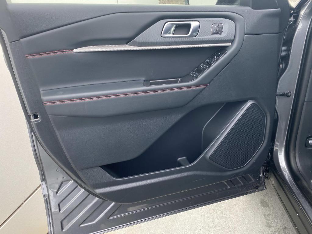 new 2026 Ford Explorer car, priced at $44,560