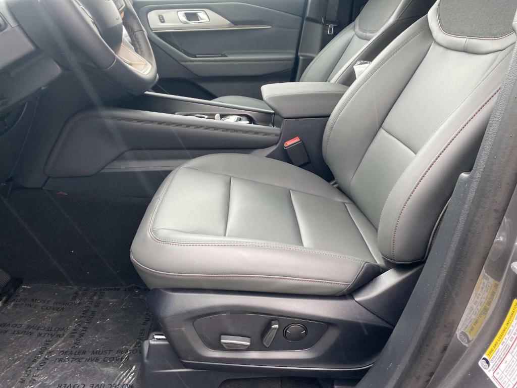 new 2026 Ford Explorer car, priced at $45,561