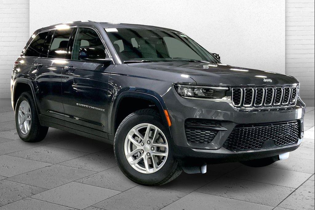 new 2025 Jeep Grand Cherokee car, priced at $34,418