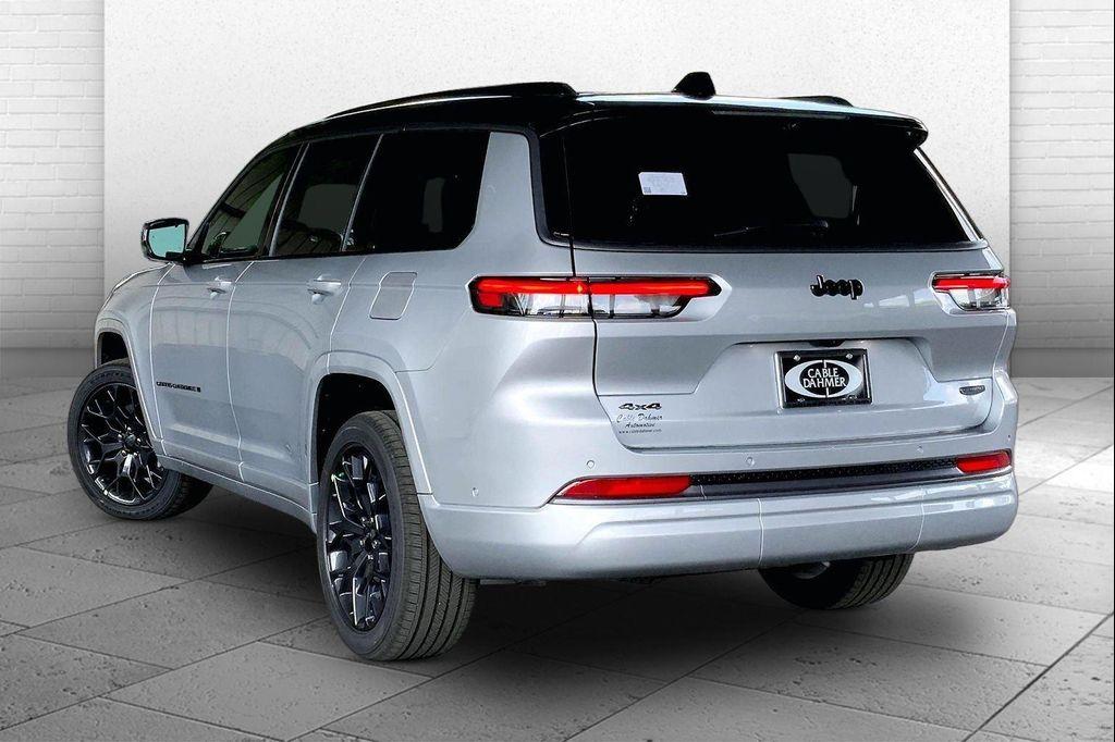 new 2026 Jeep Grand Cherokee L car, priced at $62,300