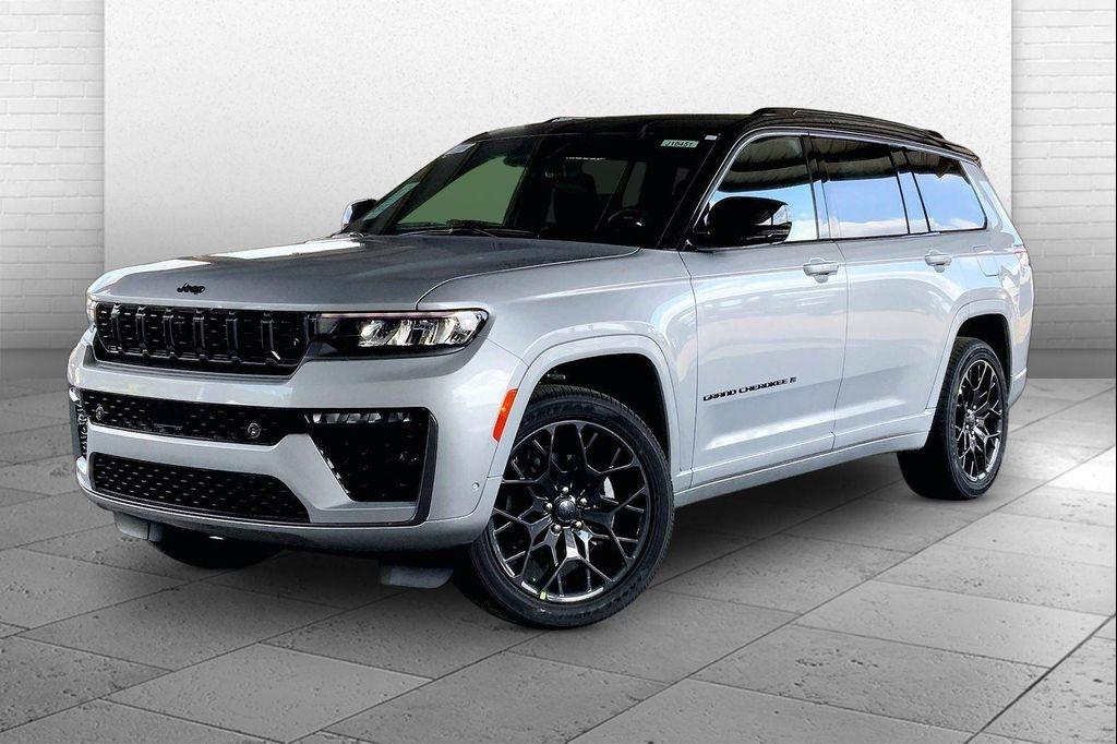 new 2026 Jeep Grand Cherokee L car, priced at $62,300