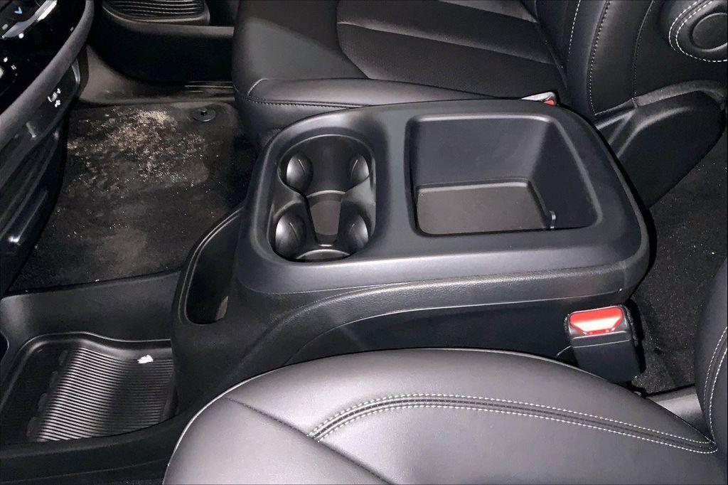 new 2026 Chrysler Pacifica car, priced at $39,713
