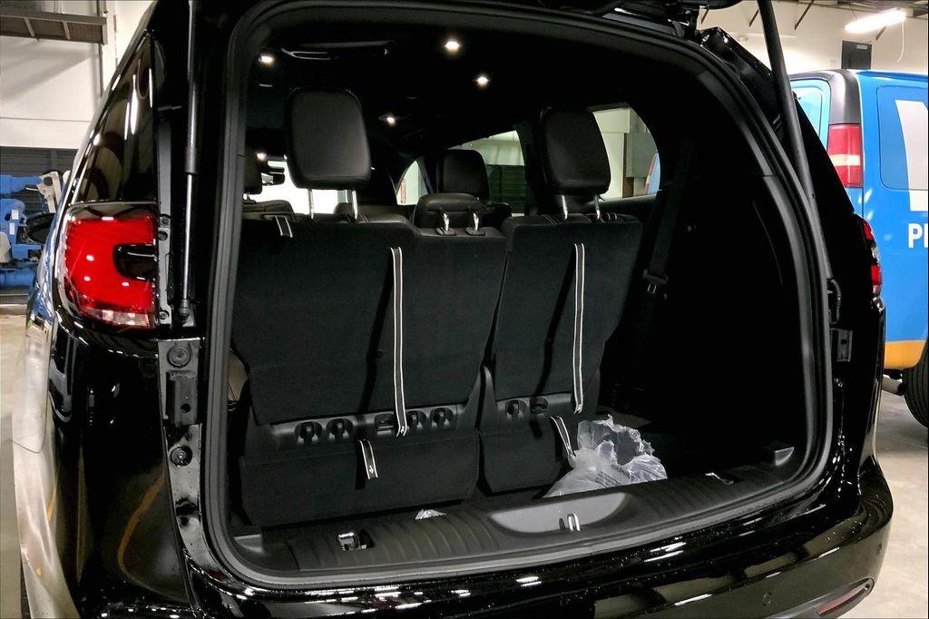 new 2026 Chrysler Pacifica car, priced at $39,093