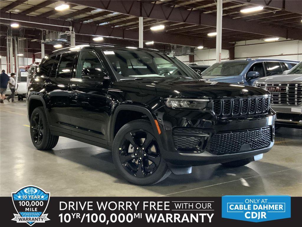 new 2025 Jeep Grand Cherokee car, priced at $36,250