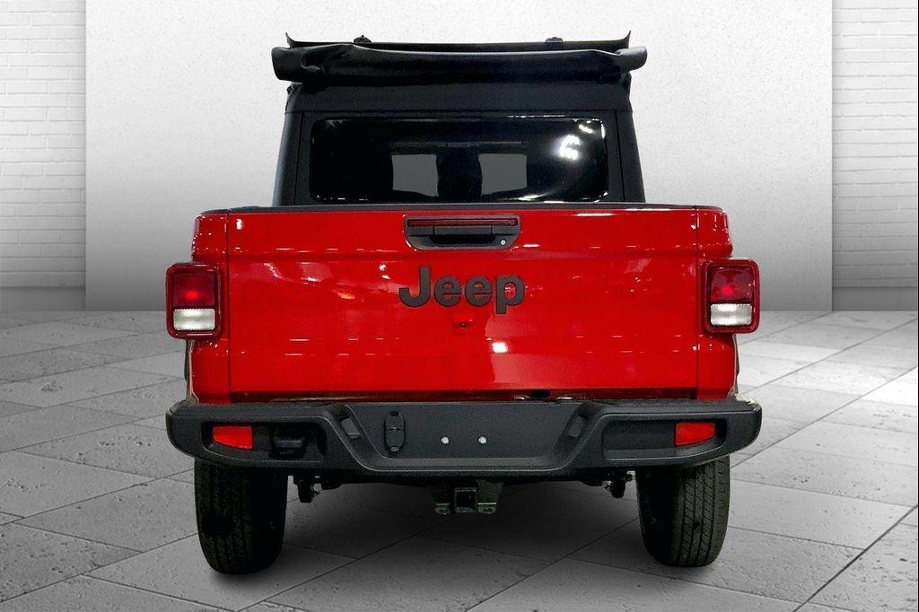 new 2026 Jeep Gladiator car, priced at $44,388
