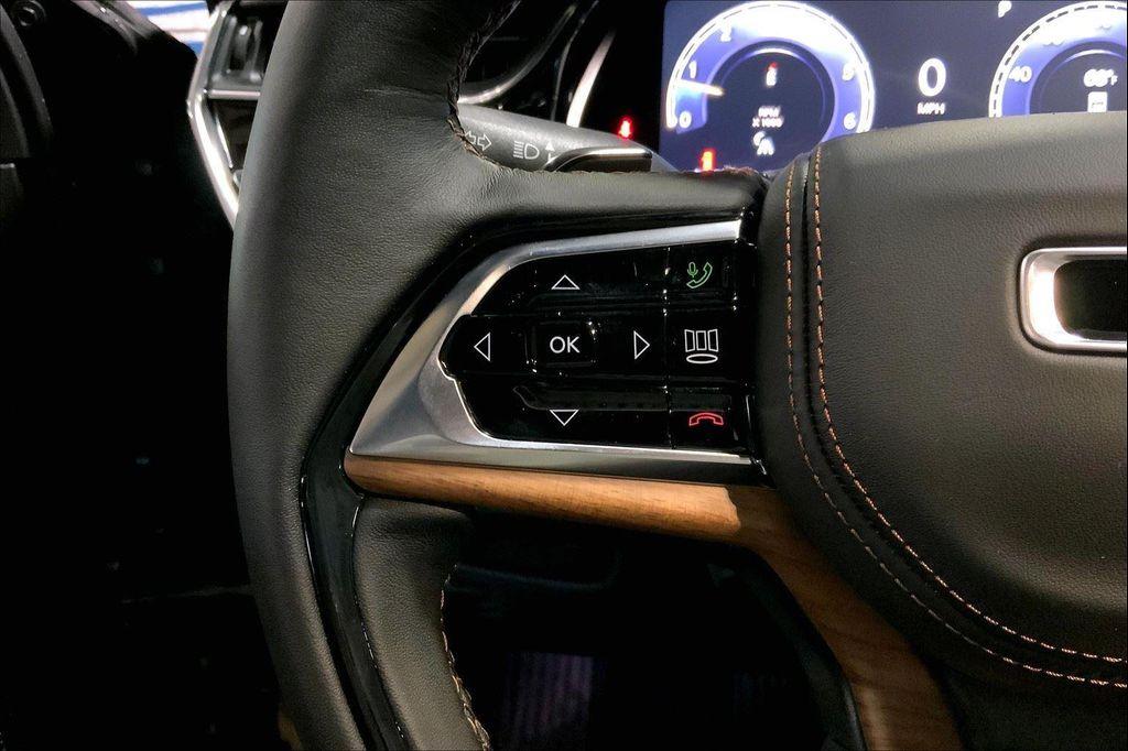 new 2025 Jeep Grand Cherokee car, priced at $59,693