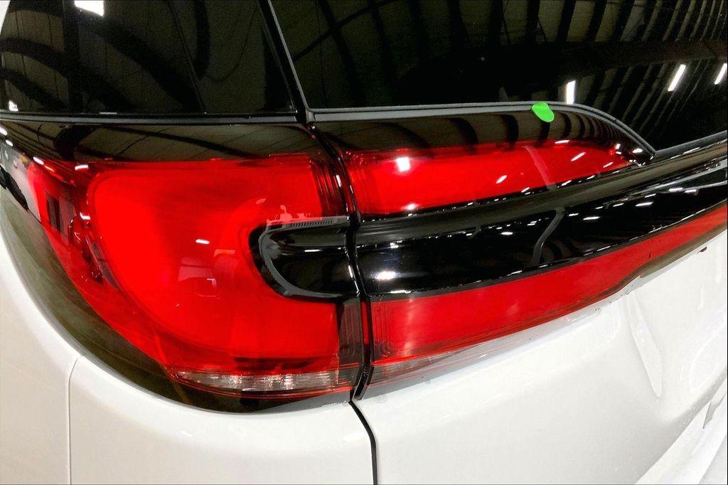 new 2026 Chrysler Pacifica car, priced at $39,093