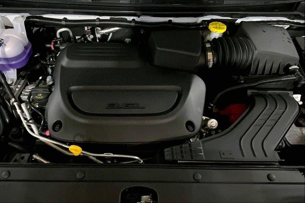 new 2026 Chrysler Pacifica car, priced at $39,093