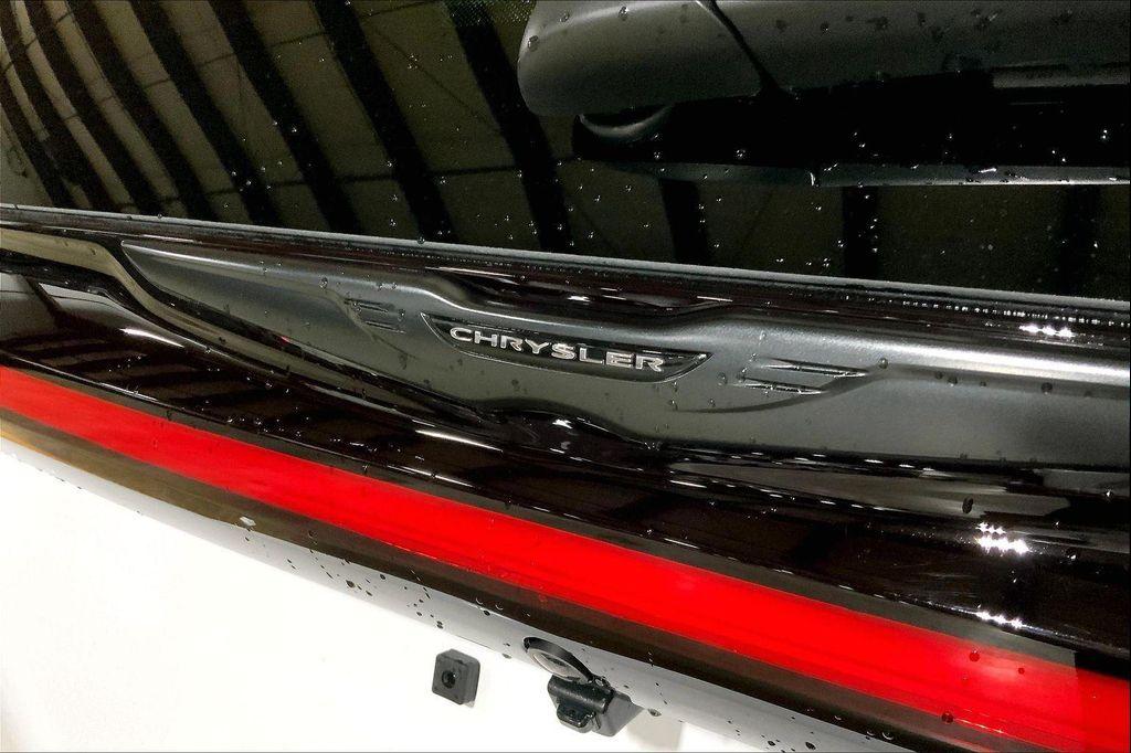 new 2026 Chrysler Pacifica car, priced at $39,093