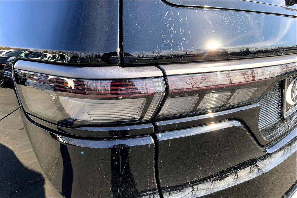 new 2026 Jeep Grand Wagoneer L car, priced at $83,325