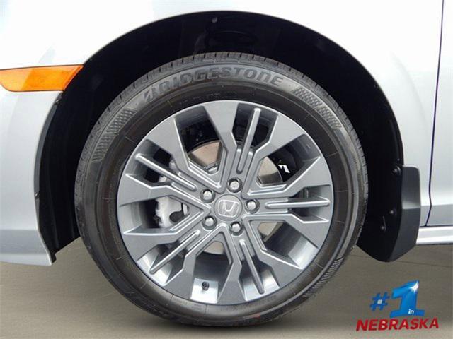 new 2026 Honda Odyssey car, priced at $48,990