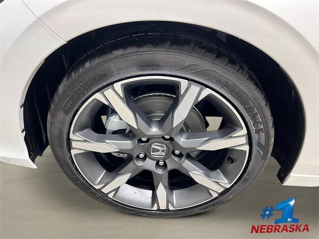 new 2026 Honda Civic Hybrid car, priced at $35,145