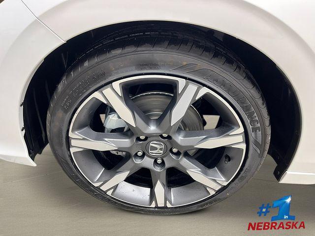 new 2026 Honda Civic Hybrid car, priced at $35,145