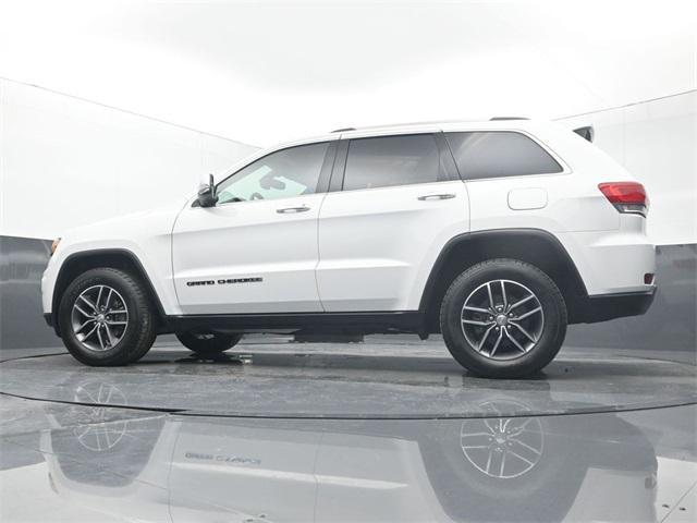 used 2017 Jeep Grand Cherokee car, priced at $17,250