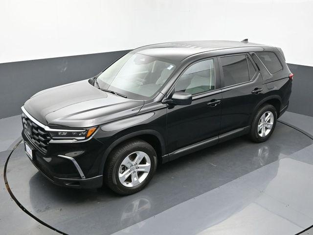 used 2024 Honda Pilot car, priced at $34,995