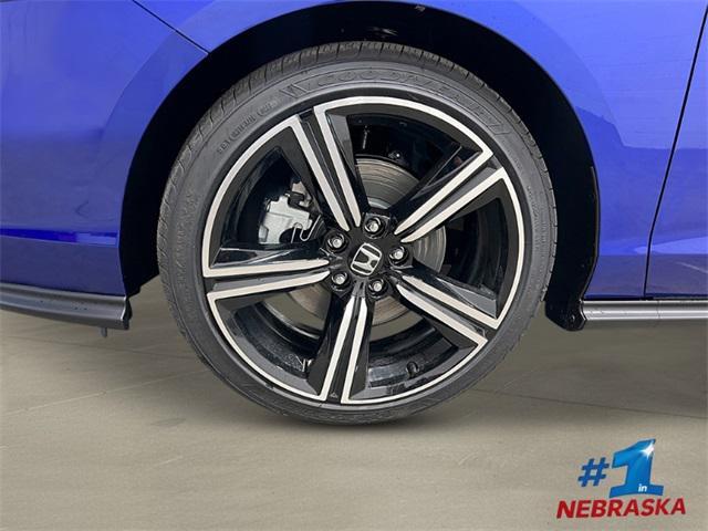 new 2025 Honda Accord Hybrid car, priced at $35,305