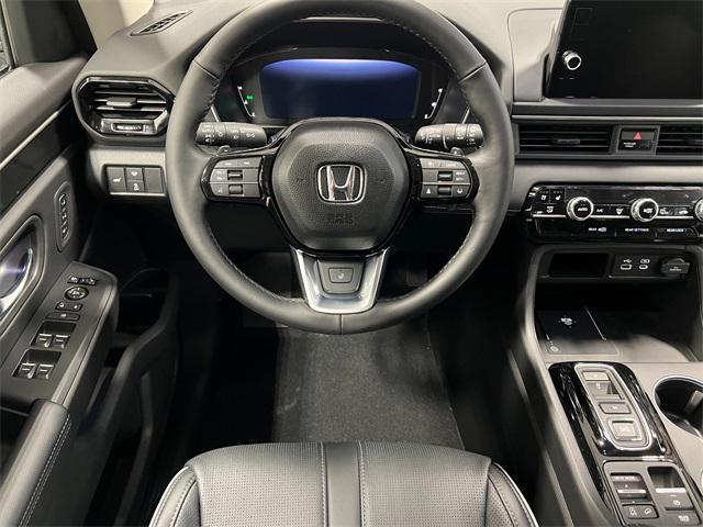 new 2025 Honda Pilot car, priced at $55,030