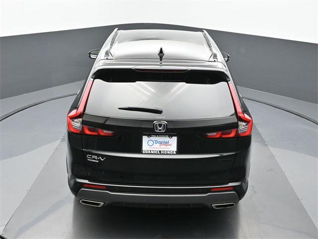 used 2025 Honda CR-V Hybrid car, priced at $35,200