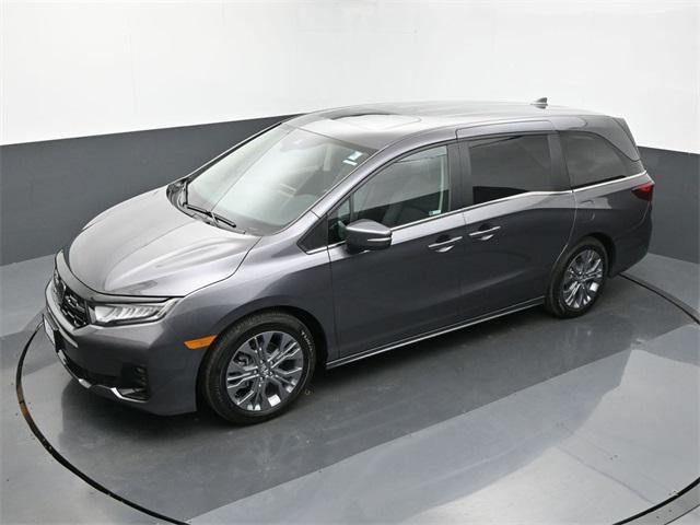 used 2026 Honda Odyssey car, priced at $43,800