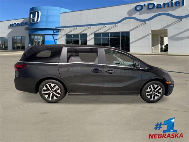 new 2026 Honda Odyssey car, priced at $44,290