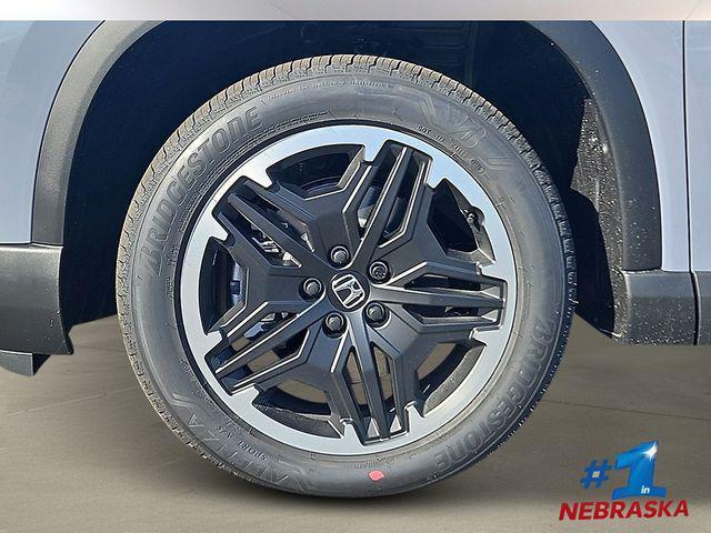 new 2026 Honda Pilot car, priced at $54,245