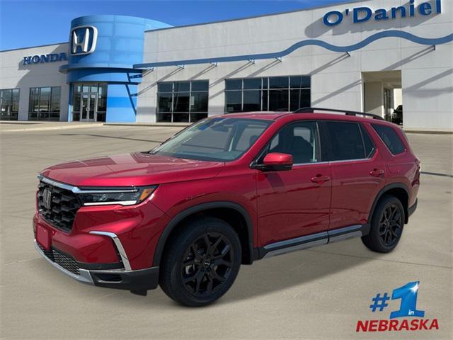 new 2025 Honda Pilot car, priced at $53,750