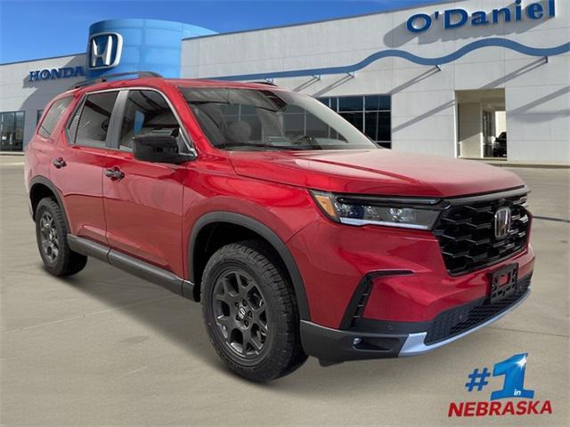 new 2025 Honda Pilot car, priced at $51,350