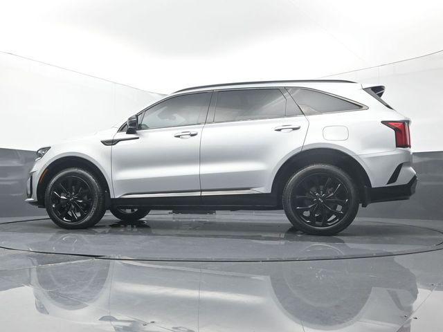 used 2021 Kia Sorento car, priced at $12,995