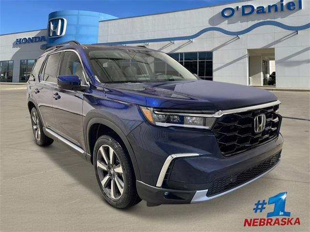 new 2025 Honda Pilot car, priced at $52,085
