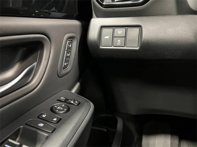 used 2025 Honda Pilot car, priced at $41,750