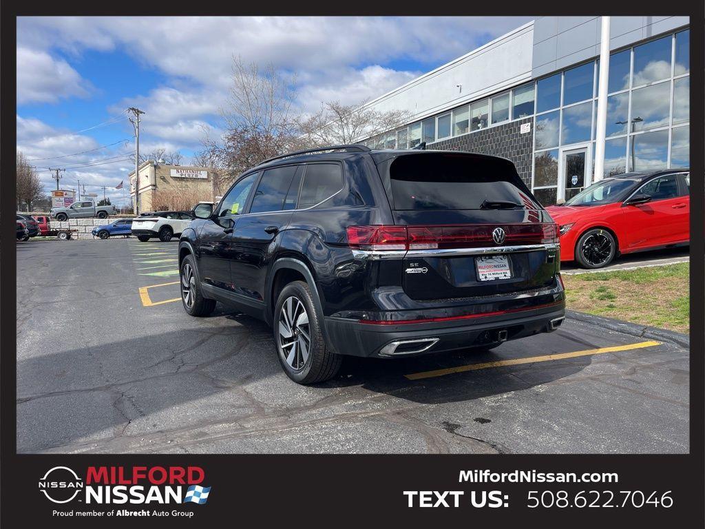 used 2025 Volkswagen Atlas car, priced at $30,544