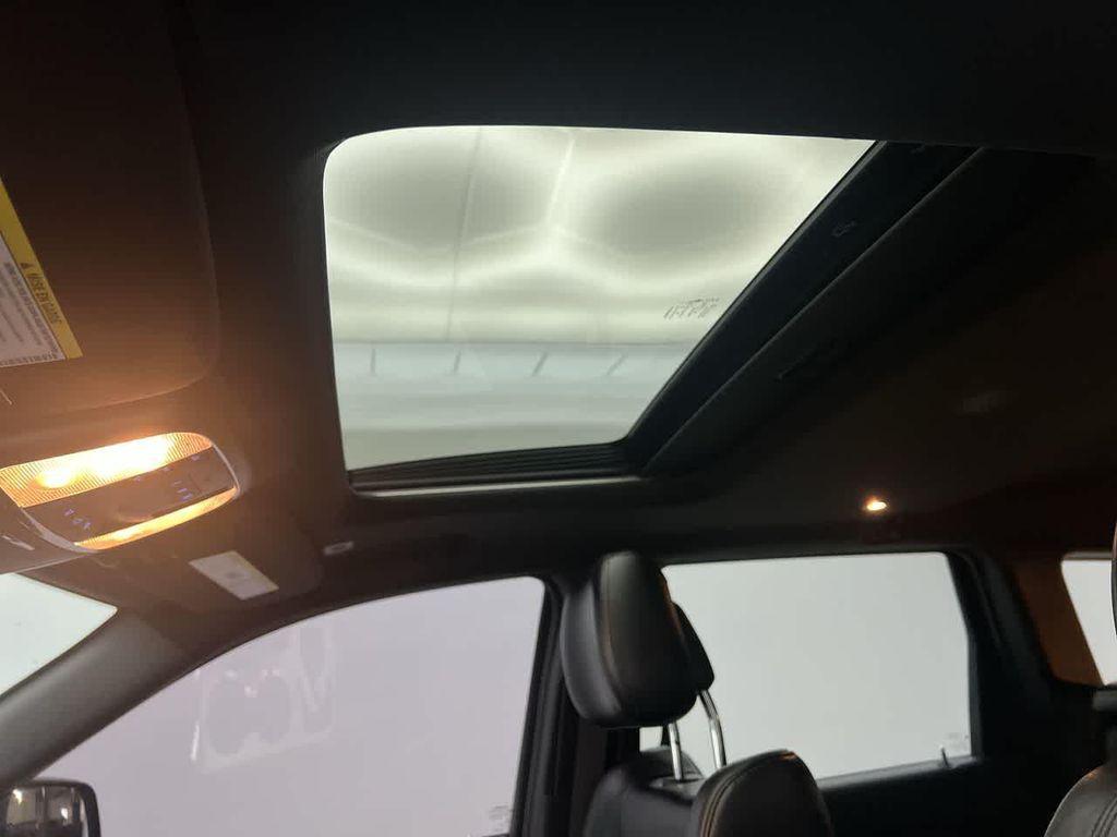 used 2018 Jeep Grand Cherokee car, priced at $16,544