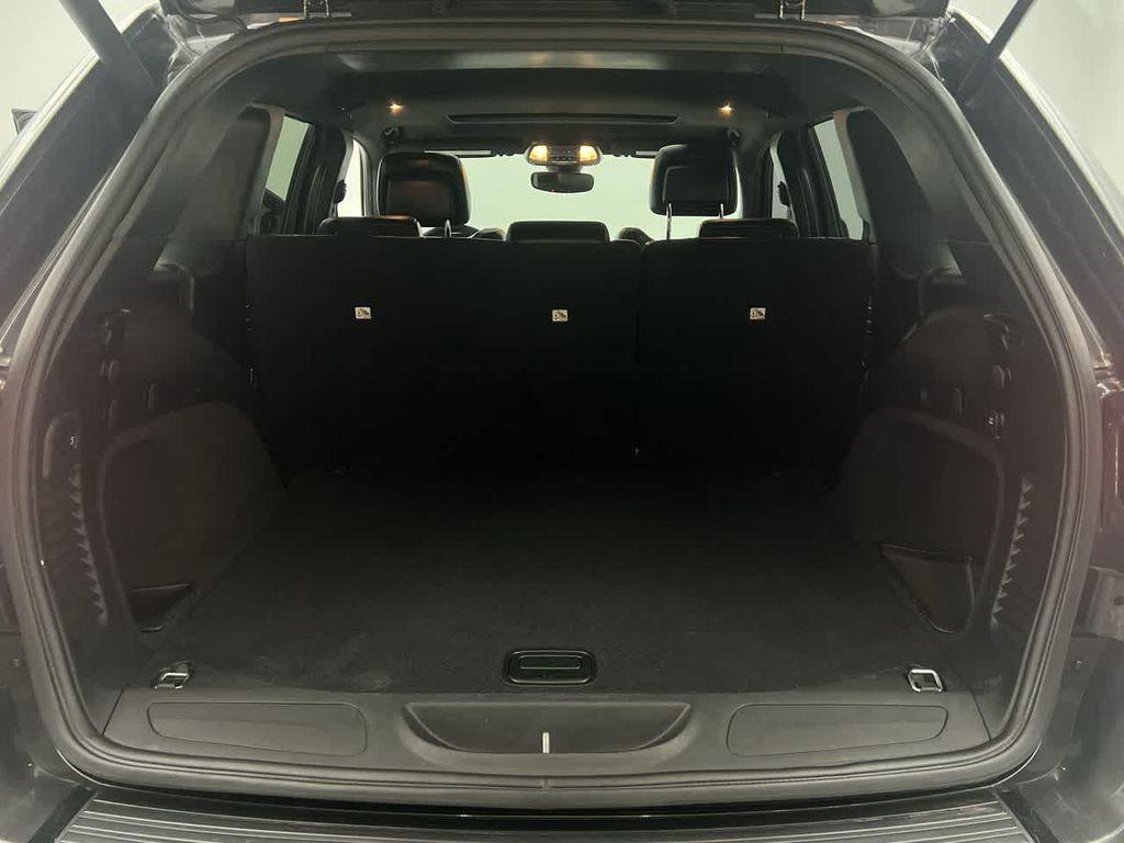 used 2018 Jeep Grand Cherokee car, priced at $16,544