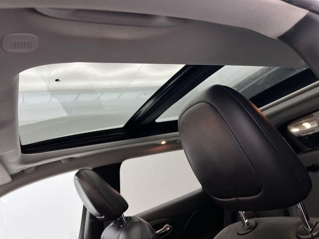 used 2020 Jeep Cherokee car, priced at $20,233