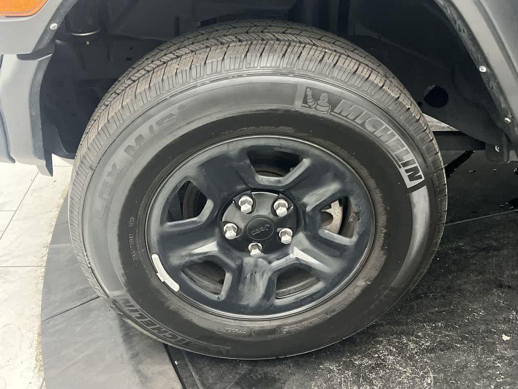 used 2022 Jeep Wrangler Unlimited car, priced at $27,000