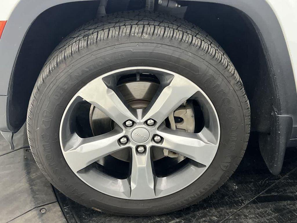 used 2021 Jeep Grand Cherokee L car, priced at $21,859