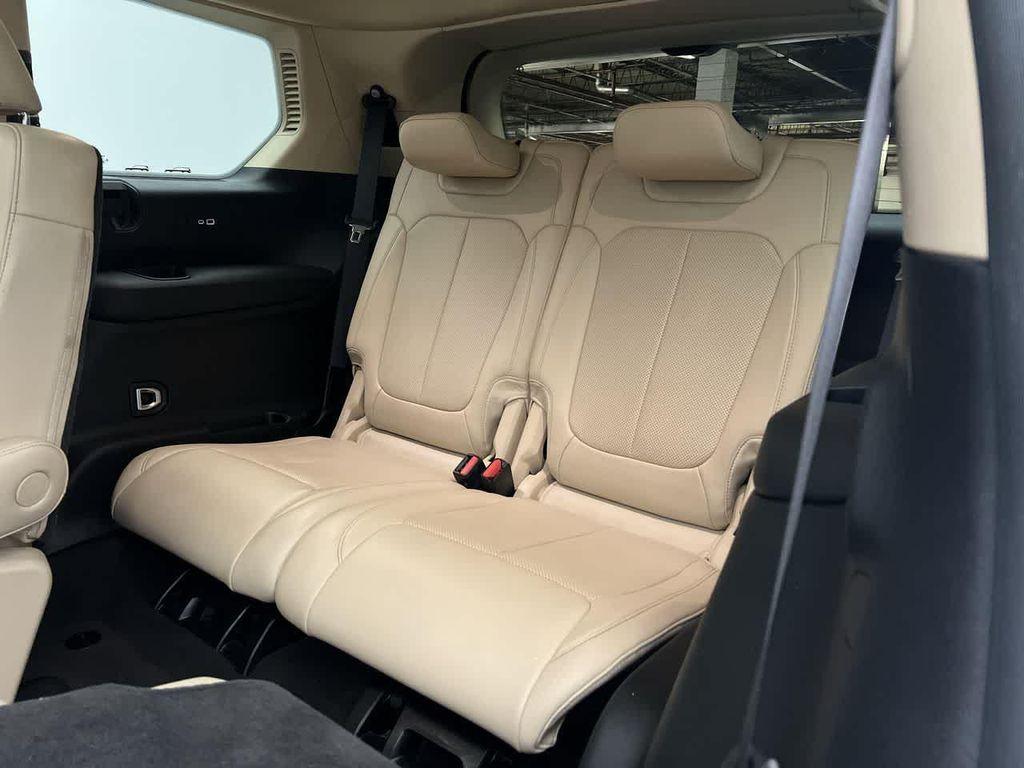 used 2021 Jeep Grand Cherokee L car, priced at $21,859