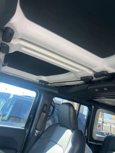 new 2025 Jeep Wrangler car, priced at $51,987