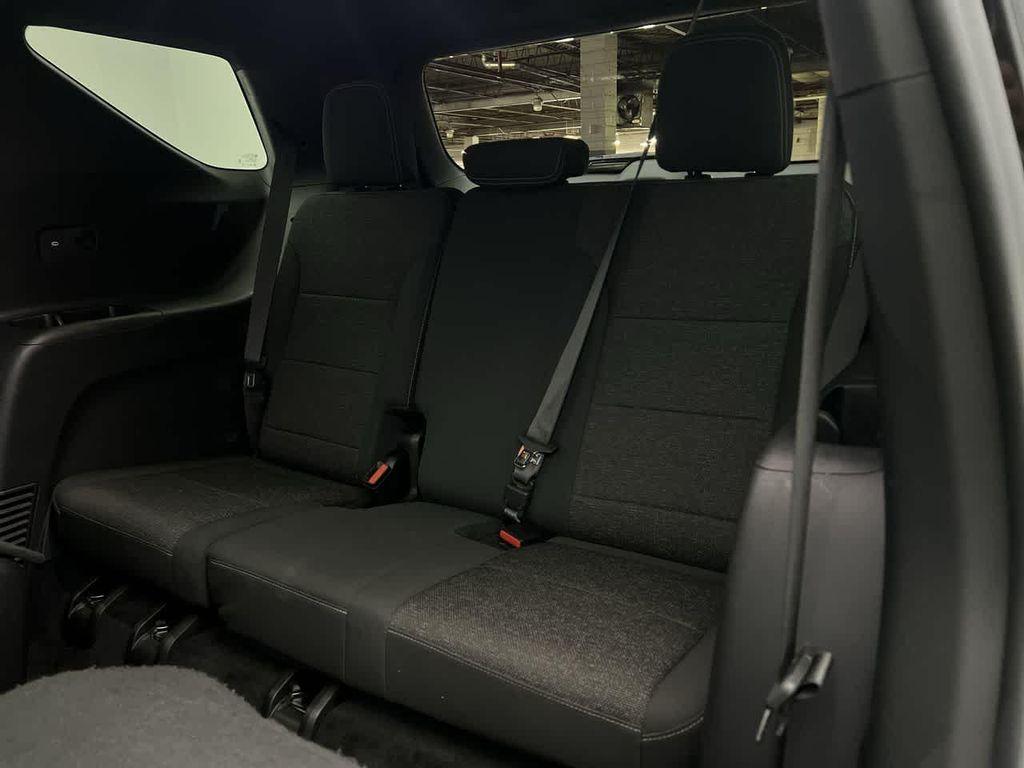 used 2024 Chevrolet Traverse car, priced at $33,555