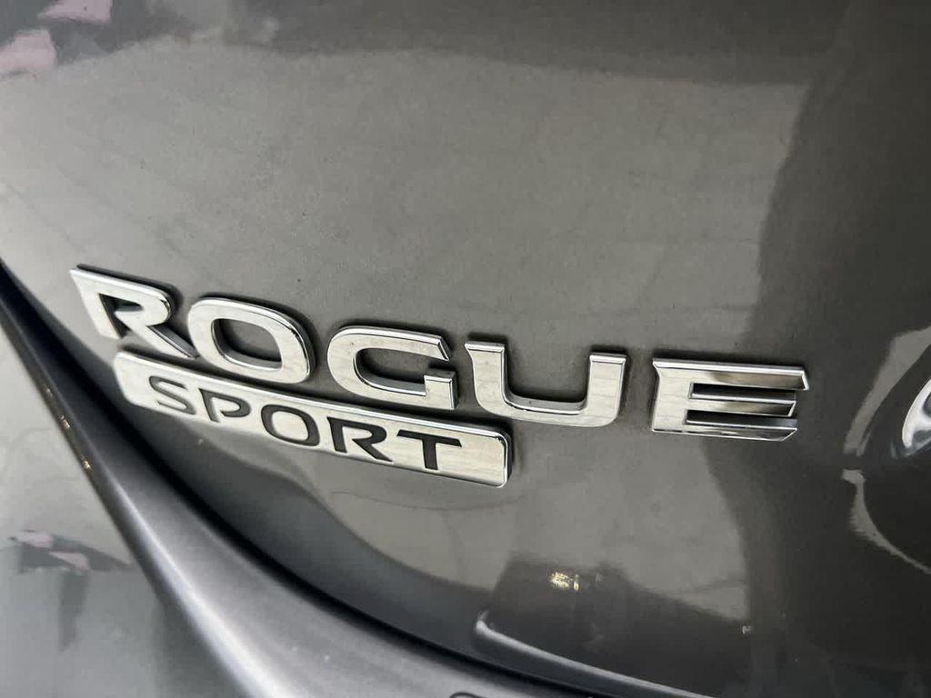 used 2020 Nissan Rogue Sport car, priced at $14,000