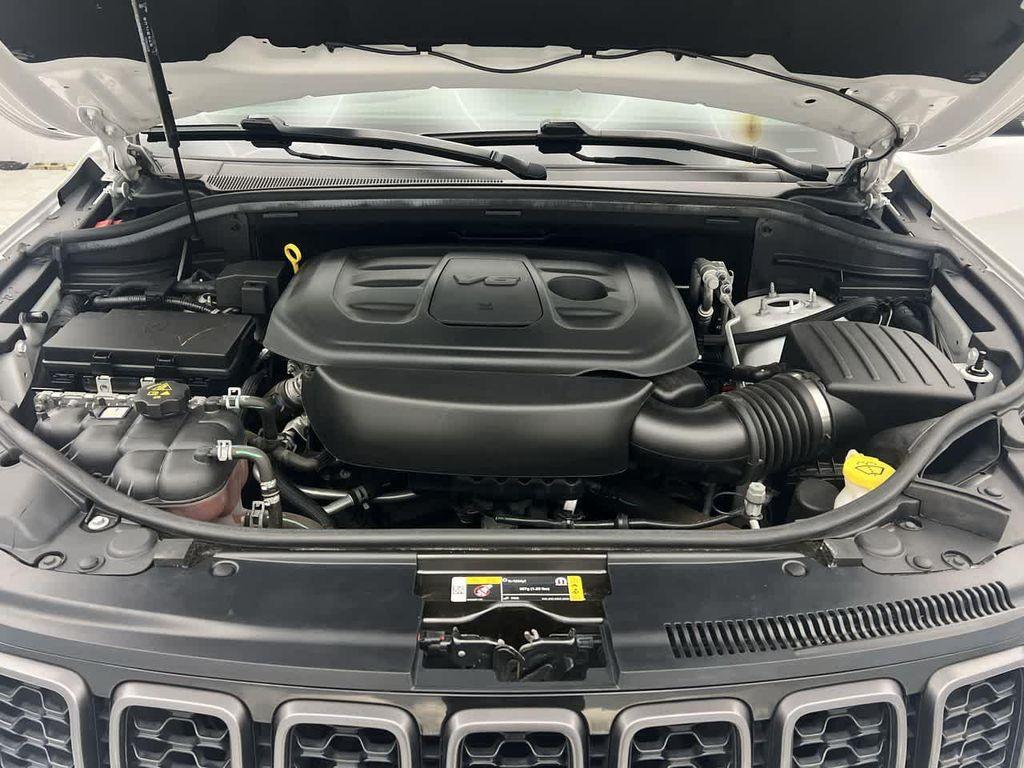 used 2021 Jeep Grand Cherokee car, priced at $20,000